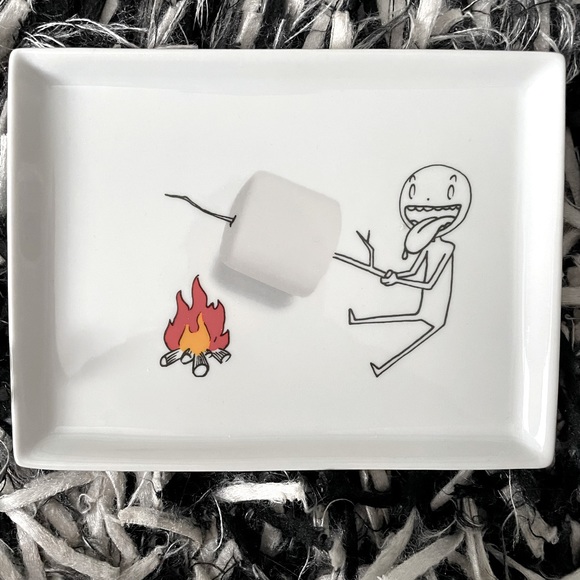 CB2 Oliver Appetizer Plates, SET of 3 Crate Barrel 2011,Artist Jana Kinsma - Picture 4 of 10